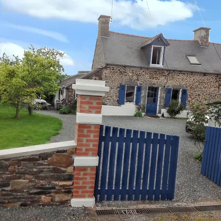 Ferienhaus Maison Charmante A Pordic, Cheminees Et Jardin Clos *